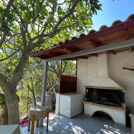 Yfantis Sakis Apartment's 4*