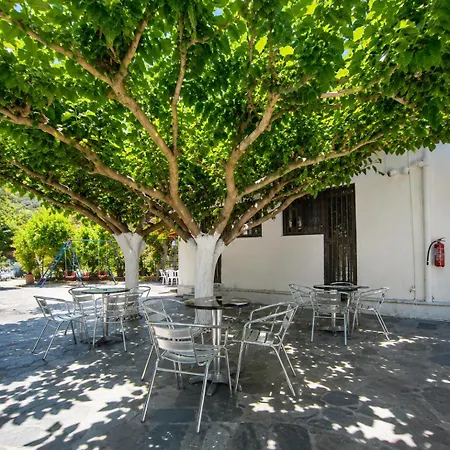 Yfantis Sakis Apartment's 4* Eratini